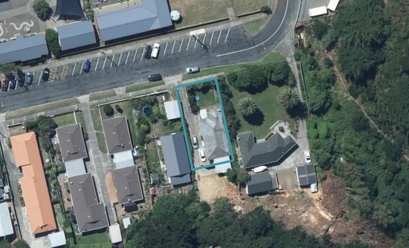 16 James Street, Plimmerton, Porirua - Carousel 1