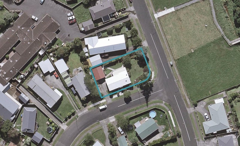 12 Silvan Place, Bell Block, New Plymouth - Carousel 1