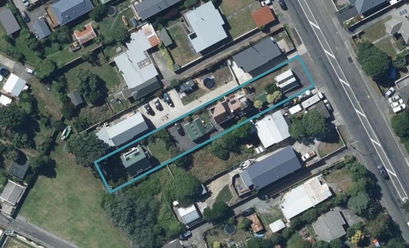 44 Main Road, Titahi Bay, Porirua - Carousel 1