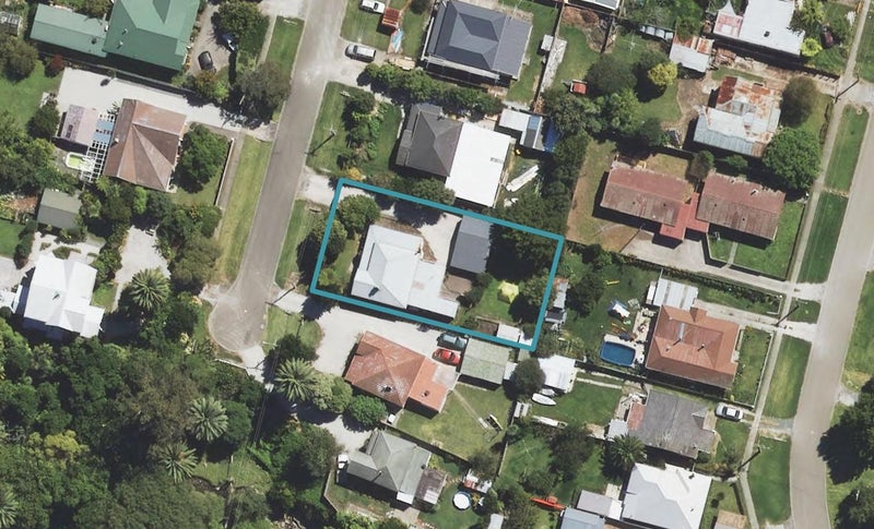18 Parau Street, Kaiti, Gisborne - Carousel 1