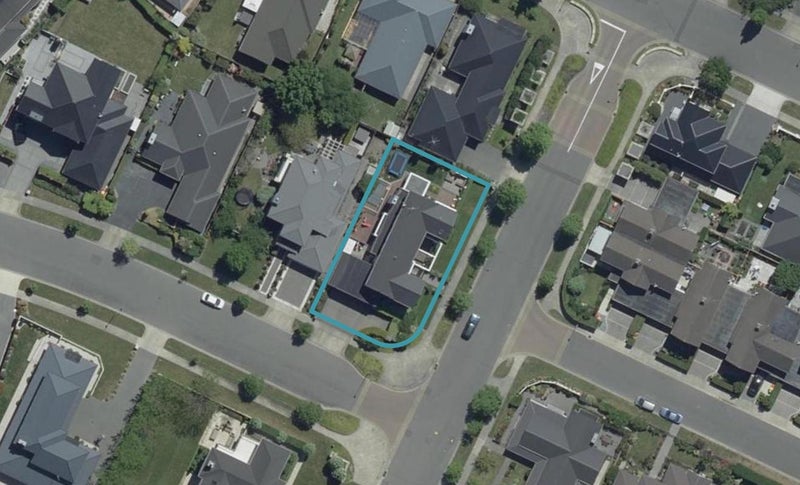 2 Ruby Avenue, Northwood, Christchurch - Carousel 1