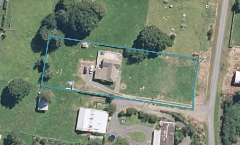 10 Ohoeka Street, Owhango - Carousel 1