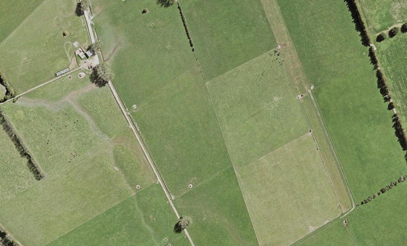 33 Pureirei Drive, CLEVEDON - Carousel 1