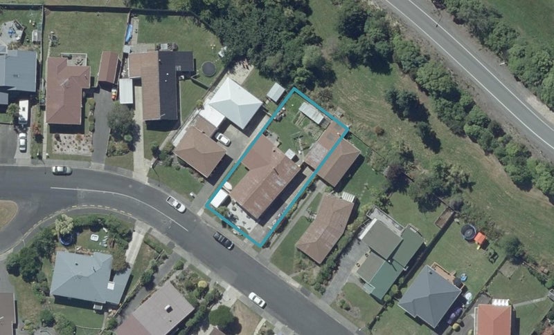 23 Kinmont Crescent, Kinmont Park, Mosgiel - Carousel 1