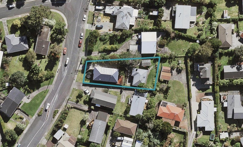 1/5 Ellice Road, Tōtara Vale, Auckland - Carousel 1