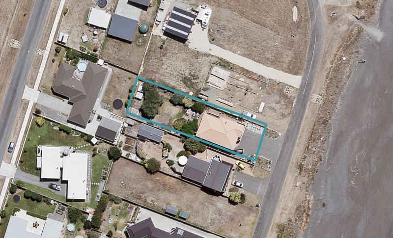 137 North Shore Road, Eskdale, Napier - Carousel 1