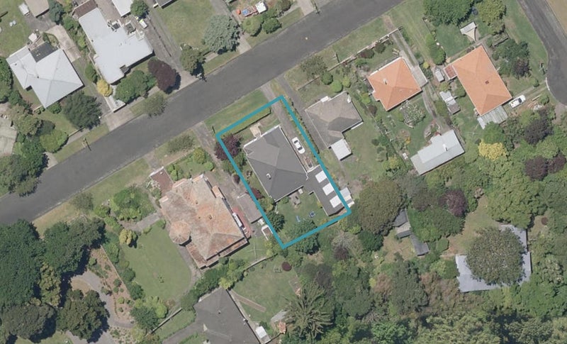 8 Marshall Avenue, Whanganui East, Whanganui - Carousel 1