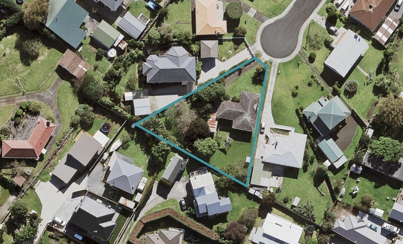 14 Ngaio Avenue, Mangere Bridge, Auckland - Carousel 1