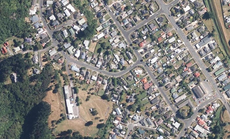 6 McGowan Road, Wainuiomata, Lower Hutt - Carousel 1