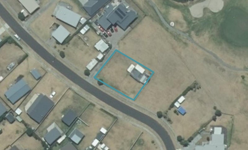163 Rangiora Crescent, Matarangi - Carousel 1