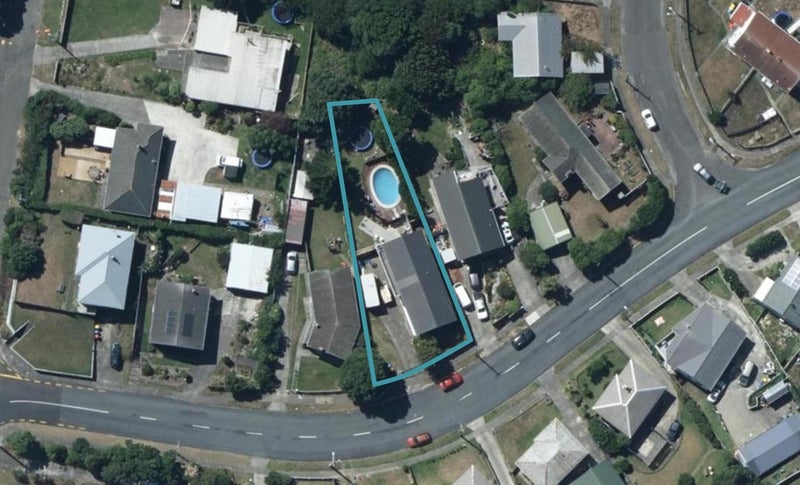 160 Dimock Street, Titahi Bay, Porirua - Carousel 1