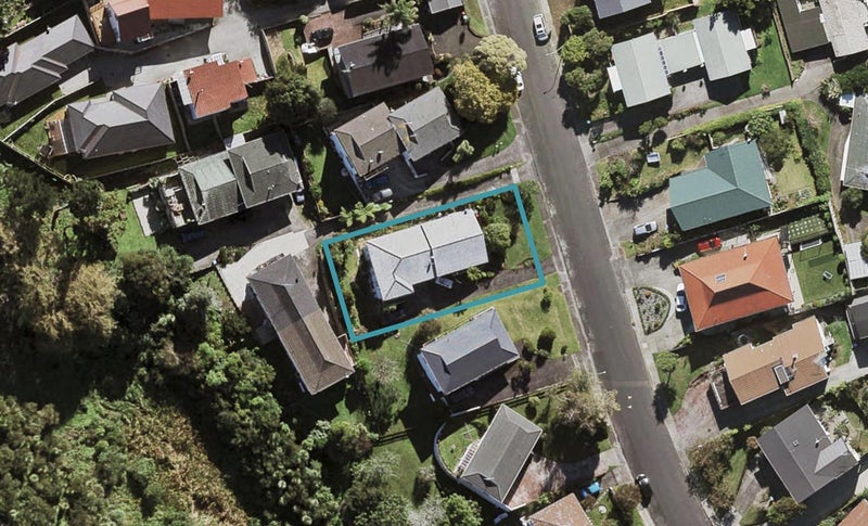 10B Bel Air Drive, Hillsborough, Auckland - Carousel 1
