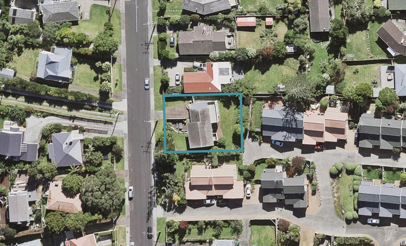 57 Verbena Road, Birkdale, Auckland - Carousel 1
