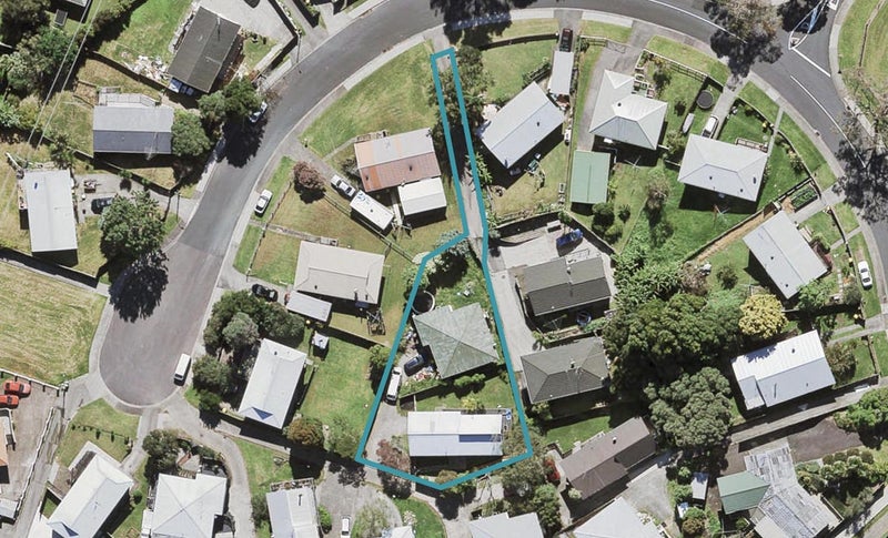 1/38 Lilburn Crescent, Massey, Auckland - Carousel 1