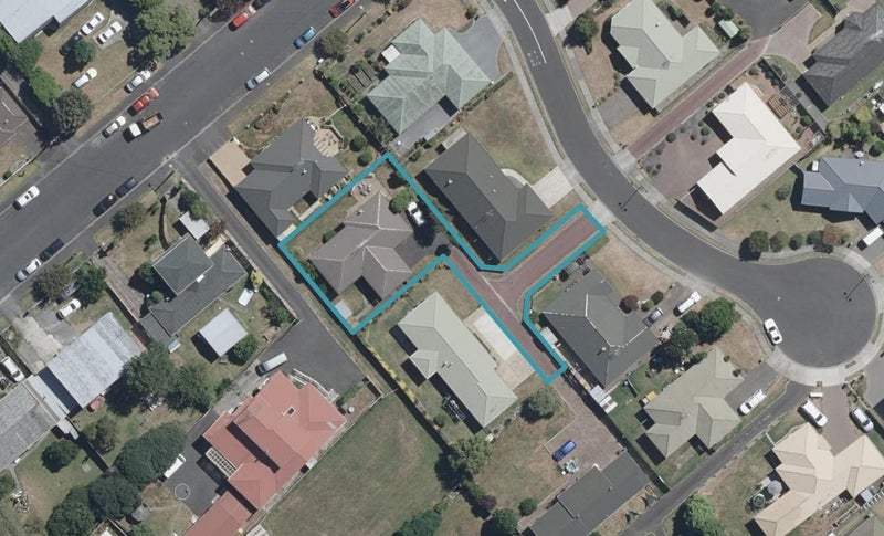 6 Mews Place, Forest Lake, Hamilton - Carousel 1