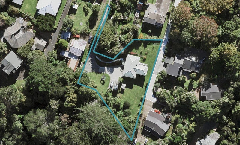 50A Rangatira Road, Beach Haven, Auckland - Carousel 1