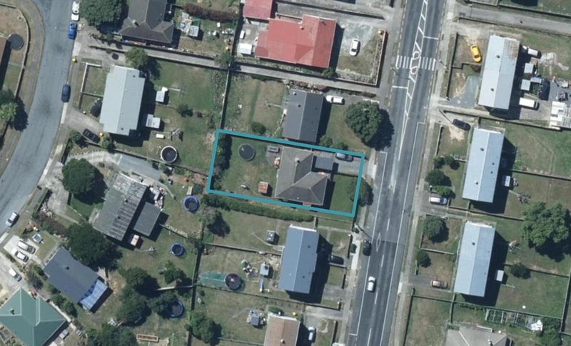 169 Warspite Avenue, Waitangirua, Porirua - Carousel 1