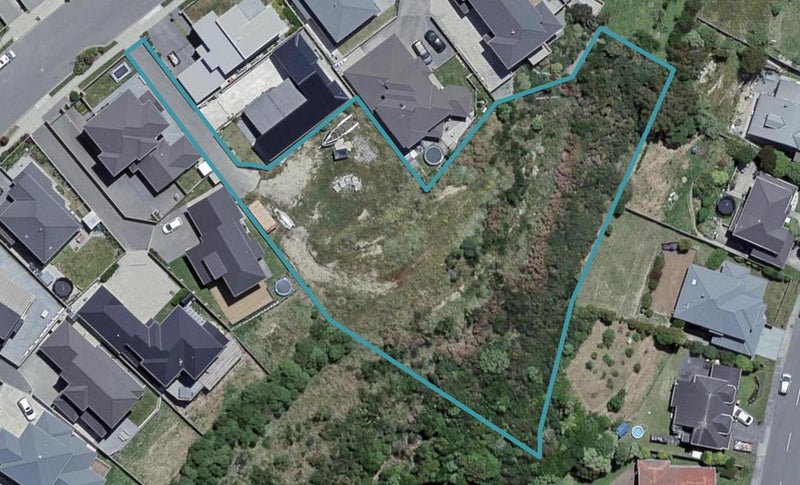 186 Mclintock Street North, Johnsonville, Wellington - Carousel 1