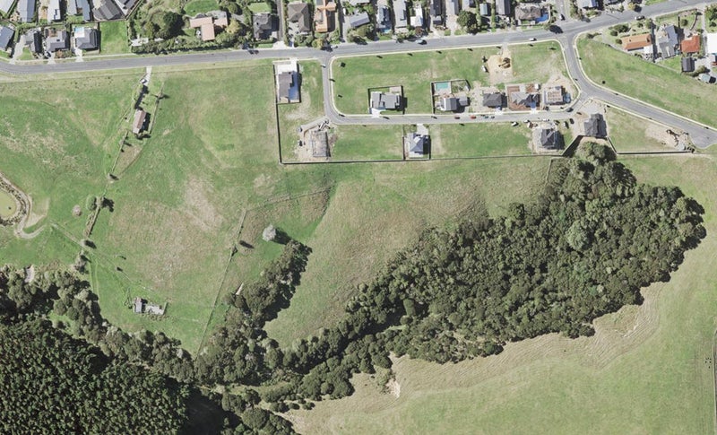 10 Eckford Lane, Maraetai, Auckland - Carousel 1