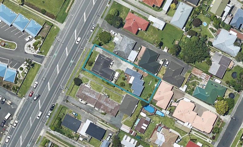1242 Cameron Road, Gate Pa, Tauranga - Carousel 1