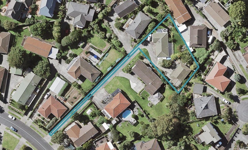 2/55 Lewisham Street, Highland Park, Auckland - Carousel 1