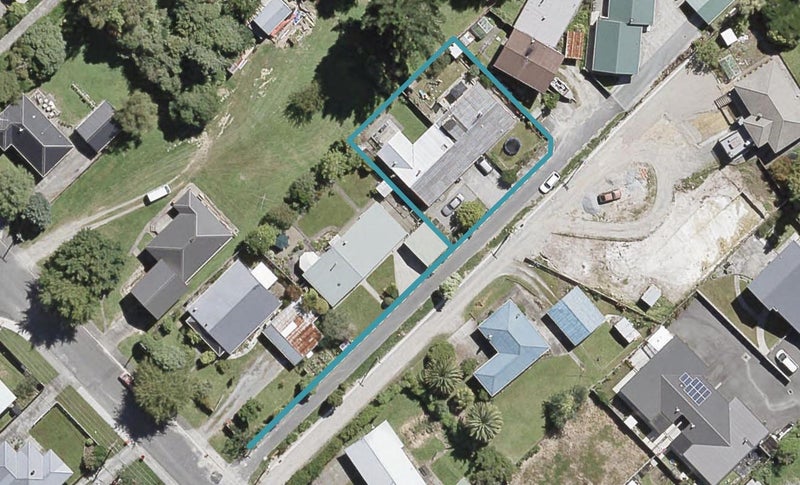 2/39C Moeraki Road, Maoribank, Upper Hutt - Carousel 1