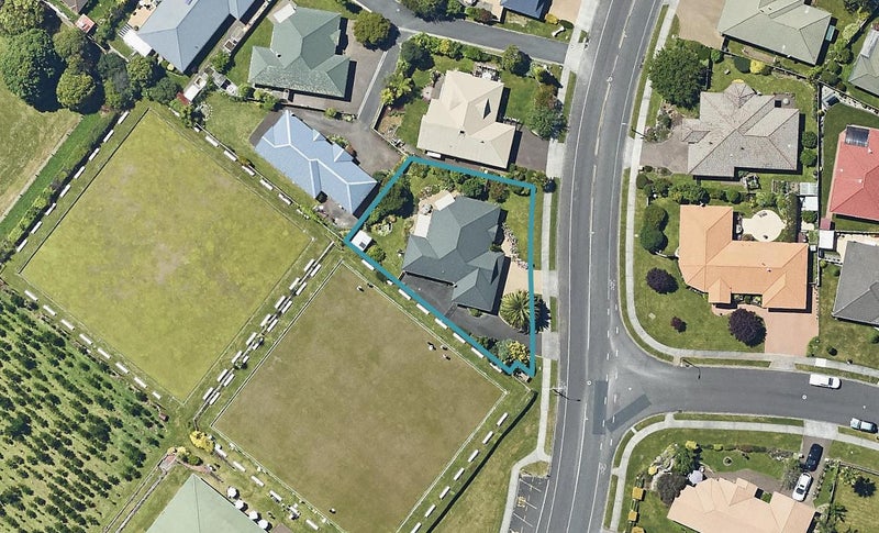 32 Warwick Drive, Lynmore, Rotorua - Carousel 1