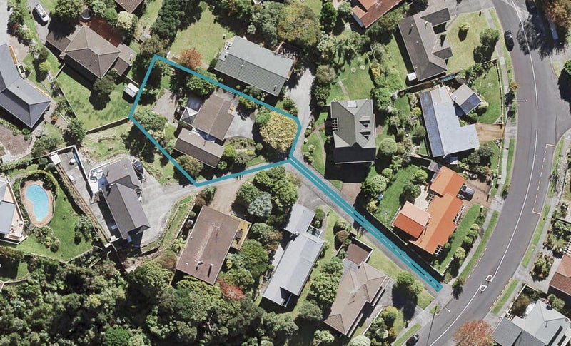187 Chelsea View Drive, Chatswood, Auckland - Carousel 1