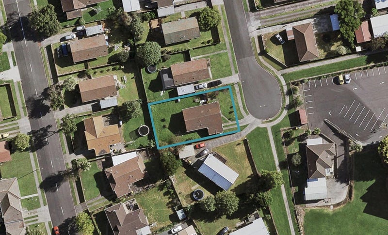9 Islay Place, Wiri, Auckland - Carousel 1