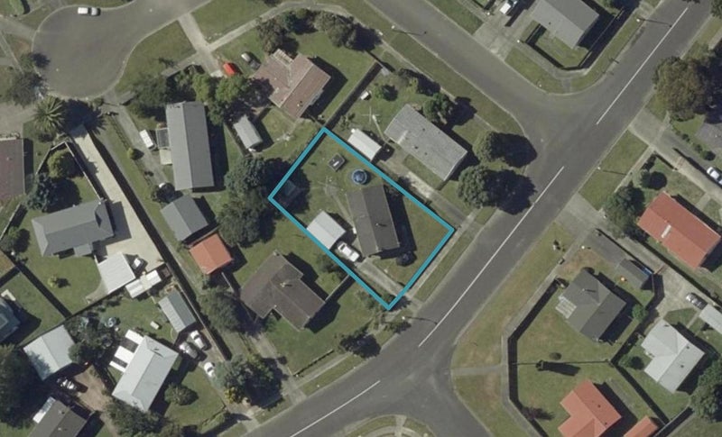 44 Clarke Avenue, Highbury, Palmerston North - Carousel 1