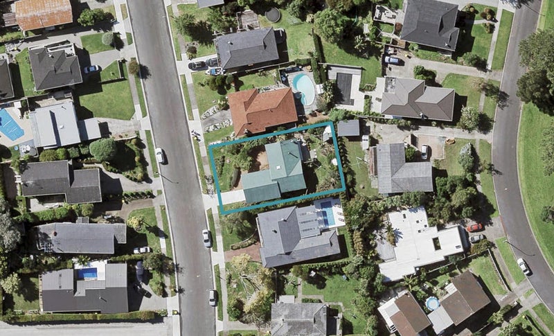 8 Janet Street, Sunnyhills, Auckland - Carousel 1