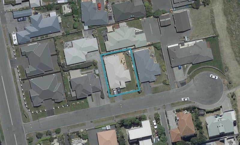 5 Stout Street, Waimairi Beach, Christchurch - Carousel 1
