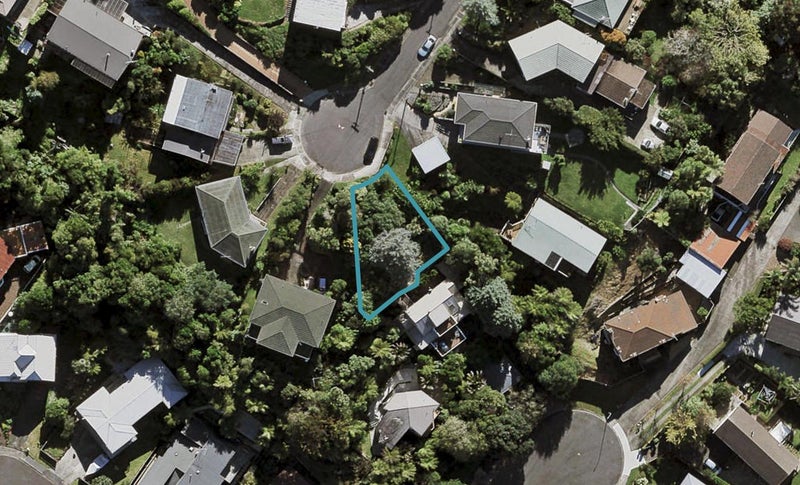 12 Viking Avenue, Hillsborough, Auckland - Carousel 1