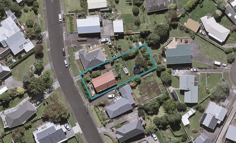 65 Queens Road, Glen Avon, New Plymouth - Carousel 1
