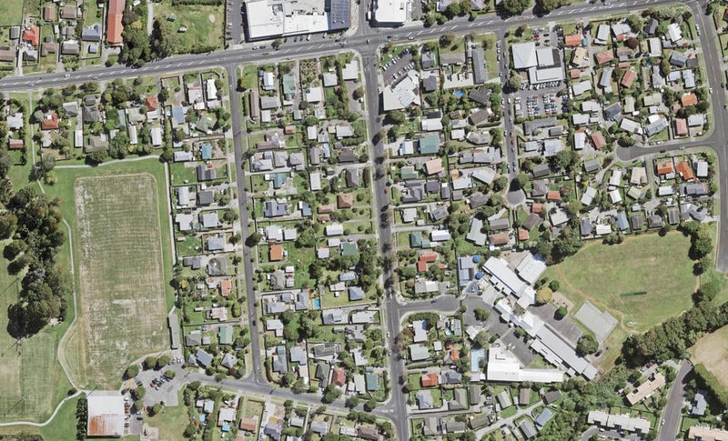 9 Ranui Station Road, Ranui, Auckland - Carousel 1