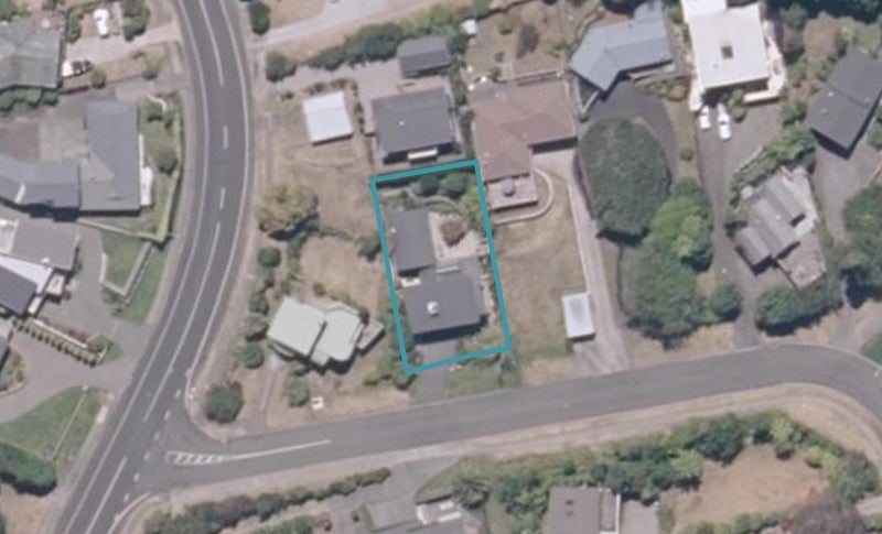 9 Te Kopua Street, Acacia Bay, Taupo - Carousel 1