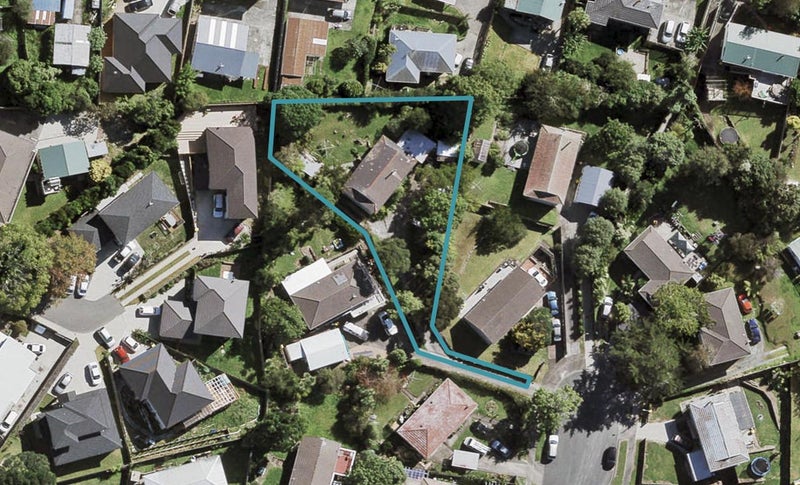 42 Clyma Place, Massey, Auckland - Carousel 1
