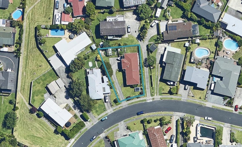 33 Eaton Crescent, Matua, Tauranga - Carousel 1