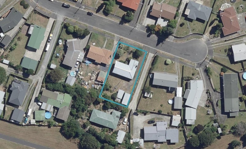 16 Cricket Place, Melville, Hamilton - Carousel 1