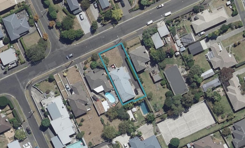 7 Charles Crescent, Beerescourt, Hamilton - Carousel 1