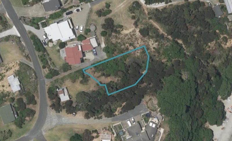 42 Robert Street, Mangawhai Heads, Mangawhai - Carousel 1