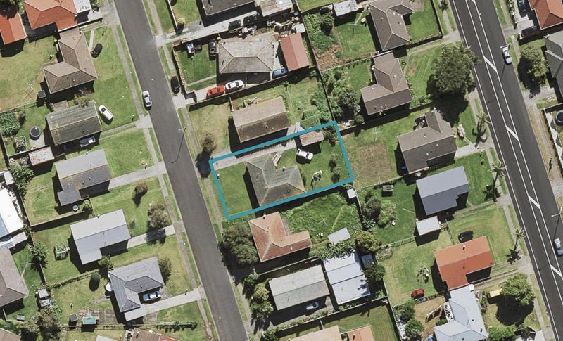 81 Calthorp Close, Favona, Auckland - Carousel 1