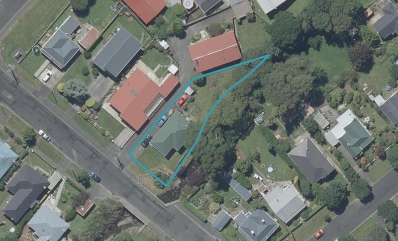 10 Beechworth Street, North East Valley, Dunedin - Carousel 1