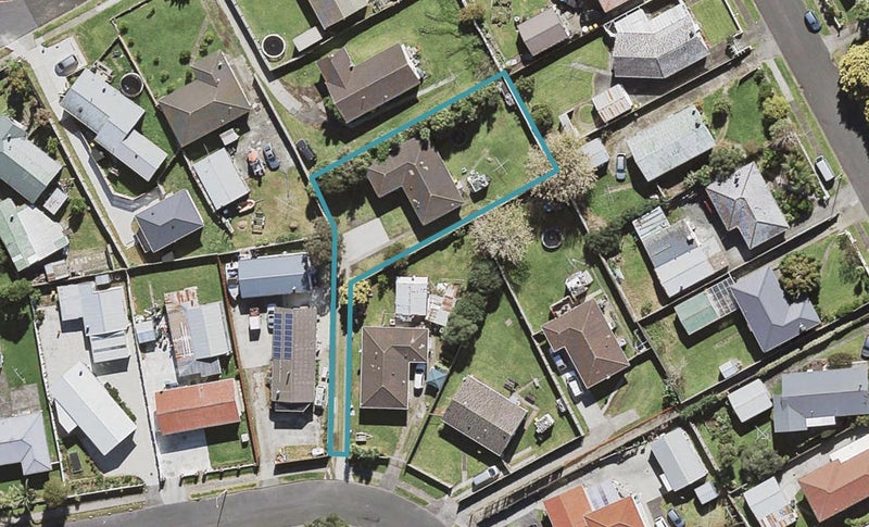 18 Kemble Close, Mangere, Auckland - Carousel 1