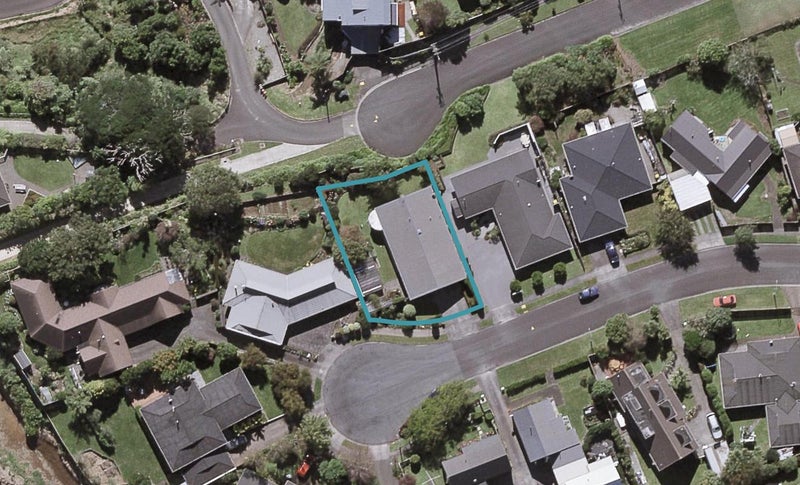 10 Tamati Place, Merrilands, New Plymouth - Carousel 1