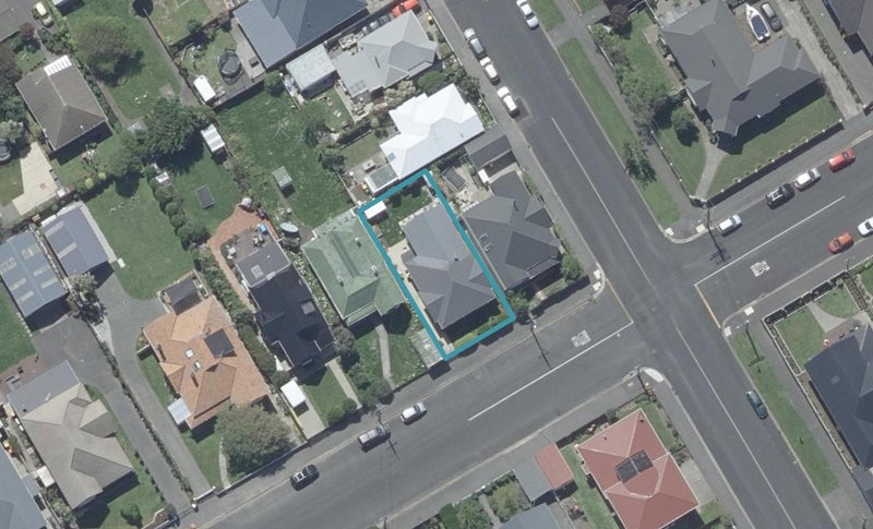 77 Albert Street, Saint Clair, Dunedin - Carousel 1