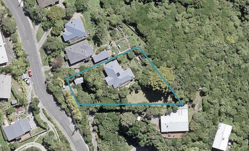 160 Miromiro Road, Normandale, Lower Hutt - Carousel 1