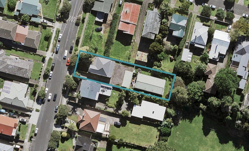 1/0 Kingsway Avenue, Sandringham, Auckland - Carousel 1