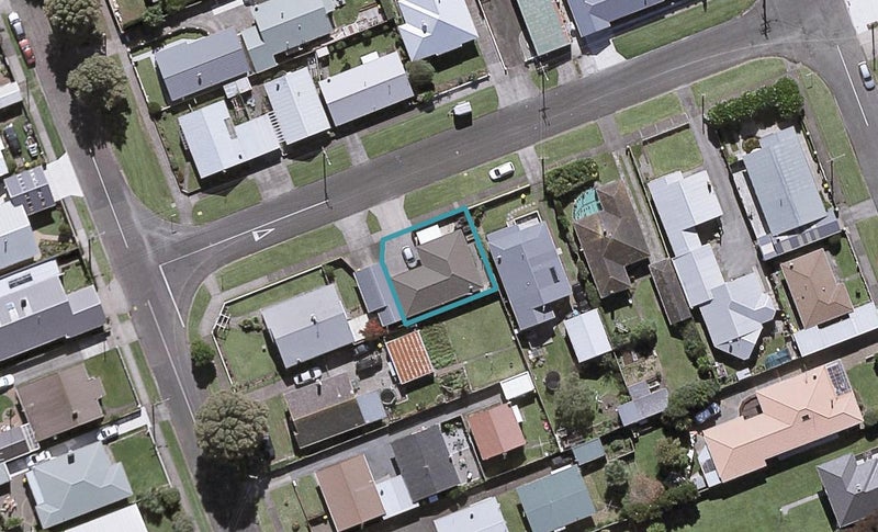 2 Witako Street, Fitzroy, New Plymouth - Carousel 1