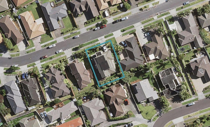 39 Mt Lebanon Crescent, The Gardens, Auckland - Carousel 1